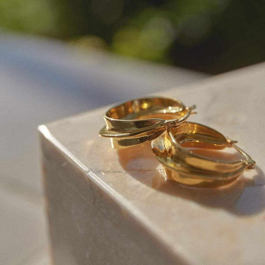 3 Ways to Create the Perfect Earring Stack