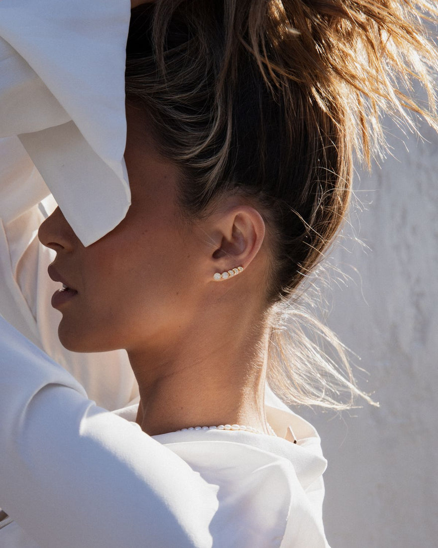 Style: No Piercings? No Worries, Here’s How To Create The Illusion Of Stacked Earrings