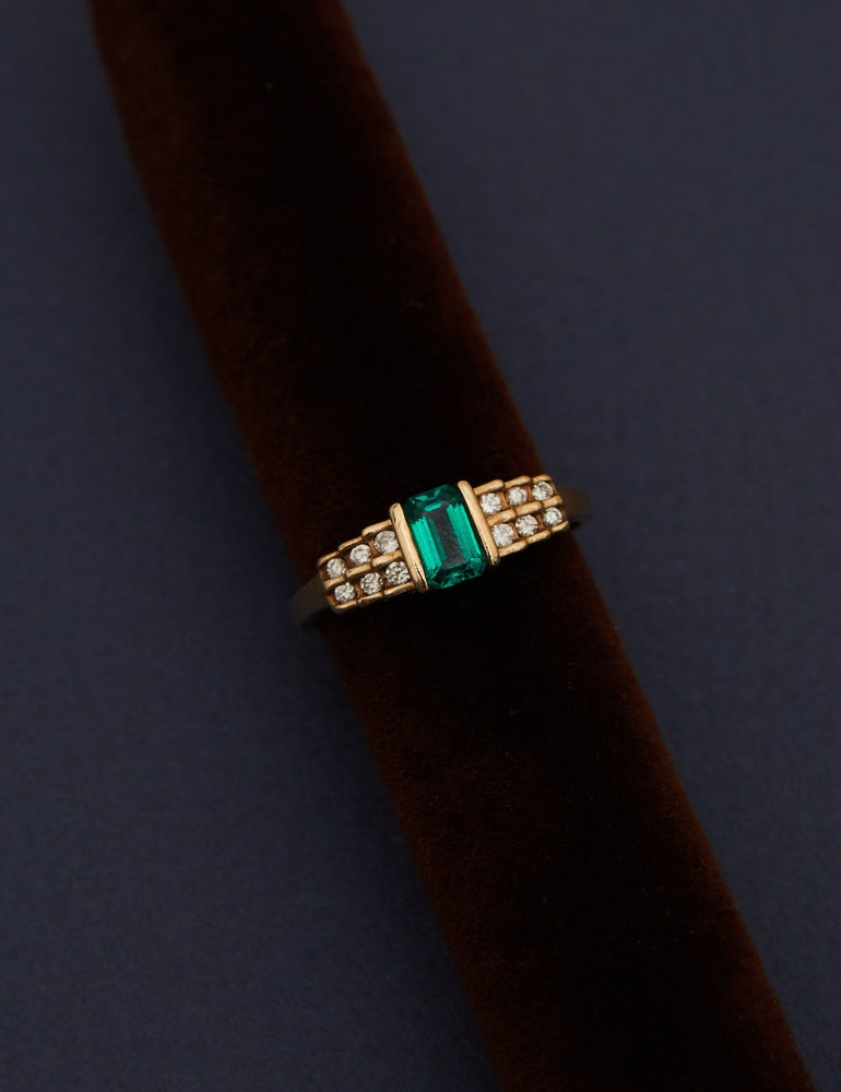 (Sold) VINTAGE - Solid 9ct Gold, Emerald and Diamonds