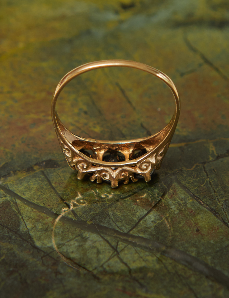 (SOLD) VINTAGE - Solid 9ct Gold London Bridge Dark Blue Australian Sapphires