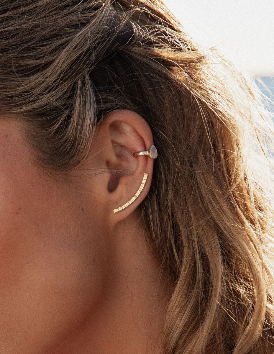 Daisy Ear Cuff - Moonstone